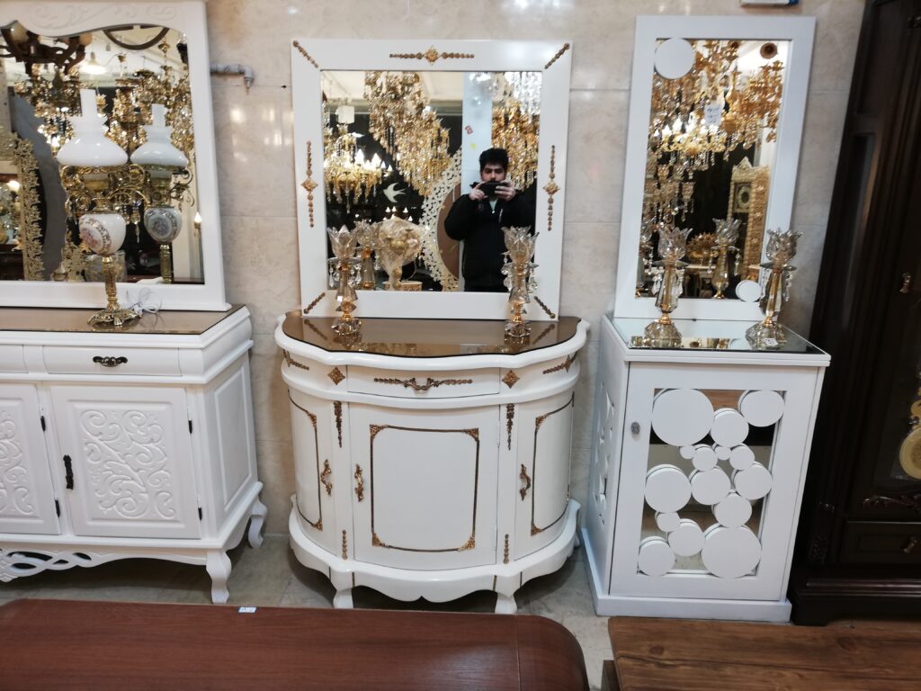 آینه و کنسول سه درب کوچک